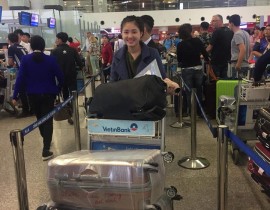 Tiễn học sinh tháng 4 năm 2018 ra sân bay